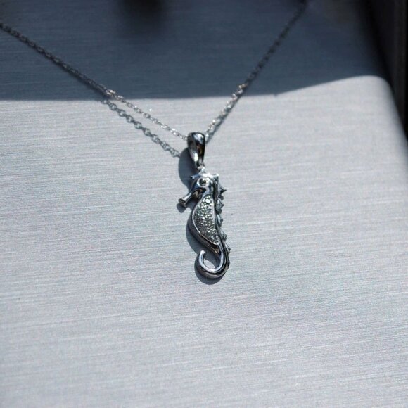 14k White Gold Diamond Accent Seahorse Pendant Necklace - Picture 6 of 10
